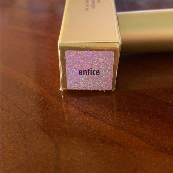 LAST ONE! Stila Glitterati Entice lip top coat - Picture 5 of 6